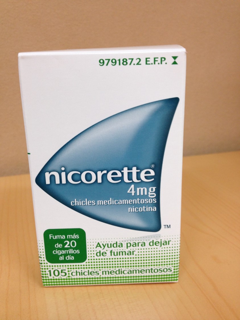 NICORETTE 4 MG CHICLES MEDICAMENTOSOS 105 CHICLES